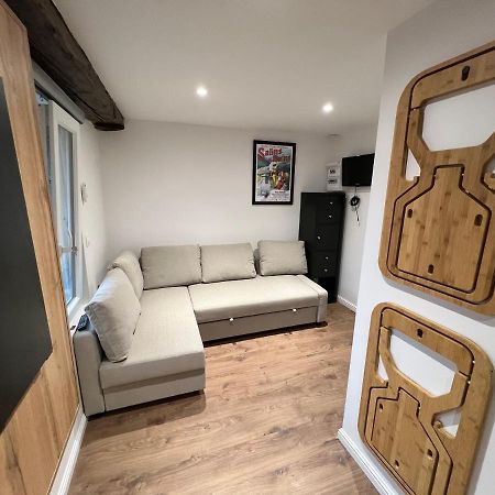 Appartement LE COQUET hyper centre climatisé à Salins-les-Bains Extérieur photo