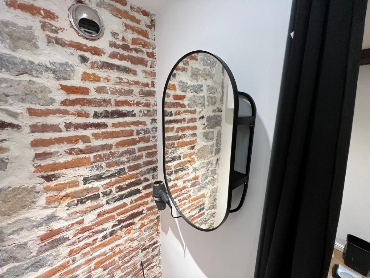 Appartement LE COQUET hyper centre climatisé à Salins-les-Bains Extérieur photo