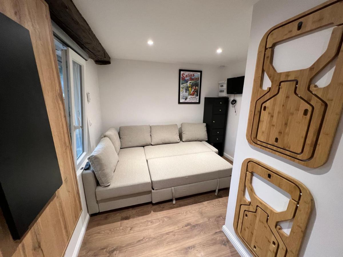 Appartement LE COQUET hyper centre climatisé à Salins-les-Bains Extérieur photo