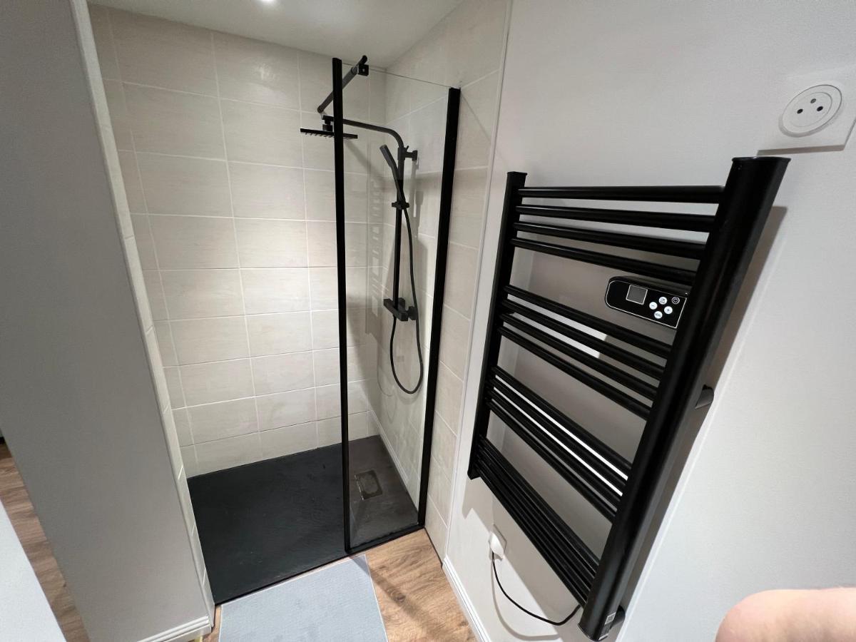 Appartement LE COQUET hyper centre climatisé à Salins-les-Bains Extérieur photo