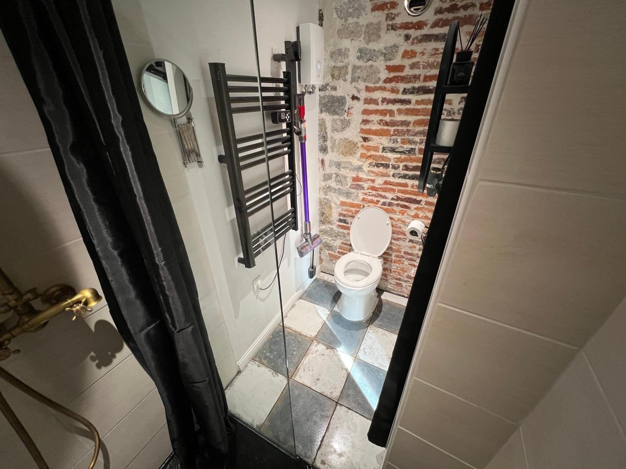 Appartement LE COQUET hyper centre climatisé à Salins-les-Bains Extérieur photo
